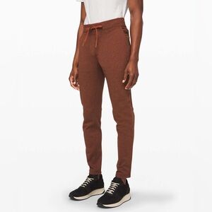 Lululemon Steady State Classic-Fit Pant Men’s XL Burgundy Bay Rust Fleece